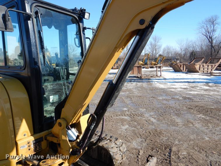 image for item DK5057 2016 Caterpillar 304E2 CR  mini excavator