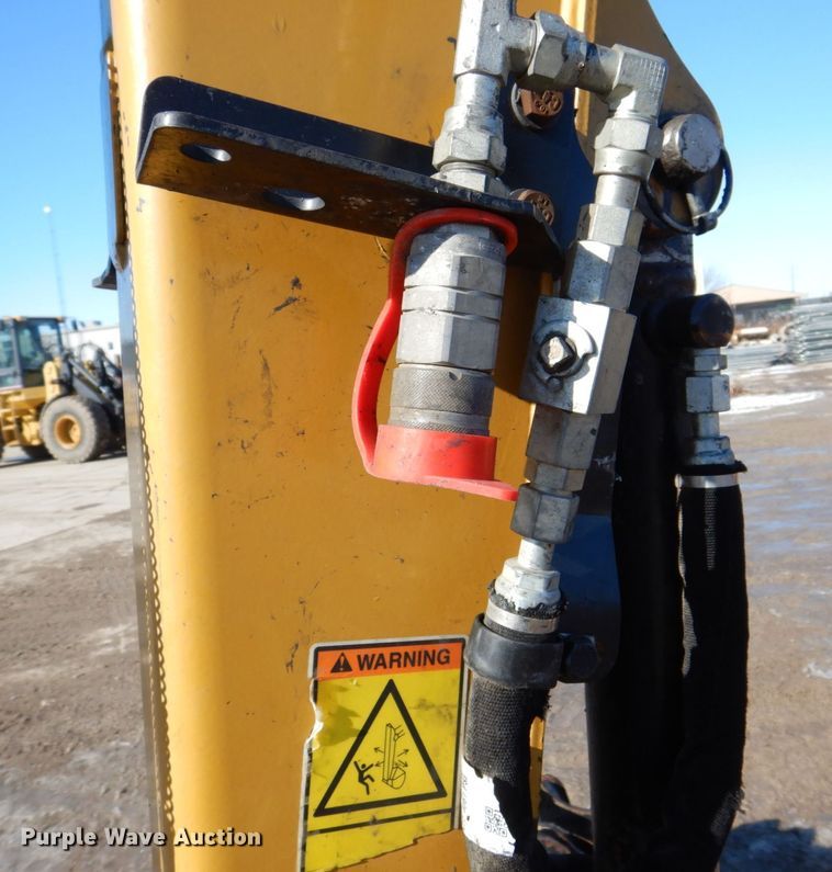 image for item DK5057 2016 Caterpillar 304E2 CR  mini excavator