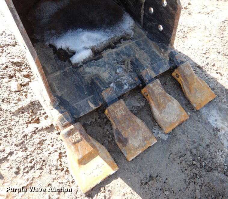 image for item DK5057 2016 Caterpillar 304E2 CR  mini excavator