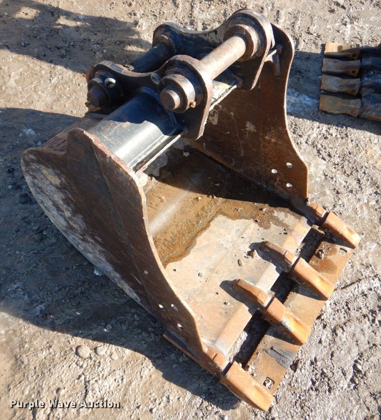 image for item DK5057 2016 Caterpillar 304E2 CR  mini excavator