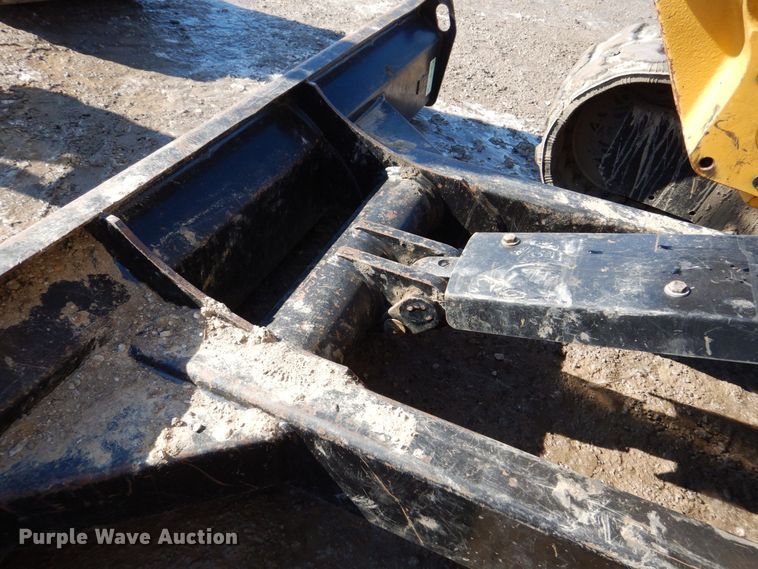 image for item DK5057 2016 Caterpillar 304E2 CR  mini excavator