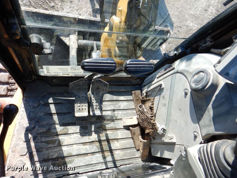 image for item DK5057 2016 Caterpillar 304E2 CR  mini excavator