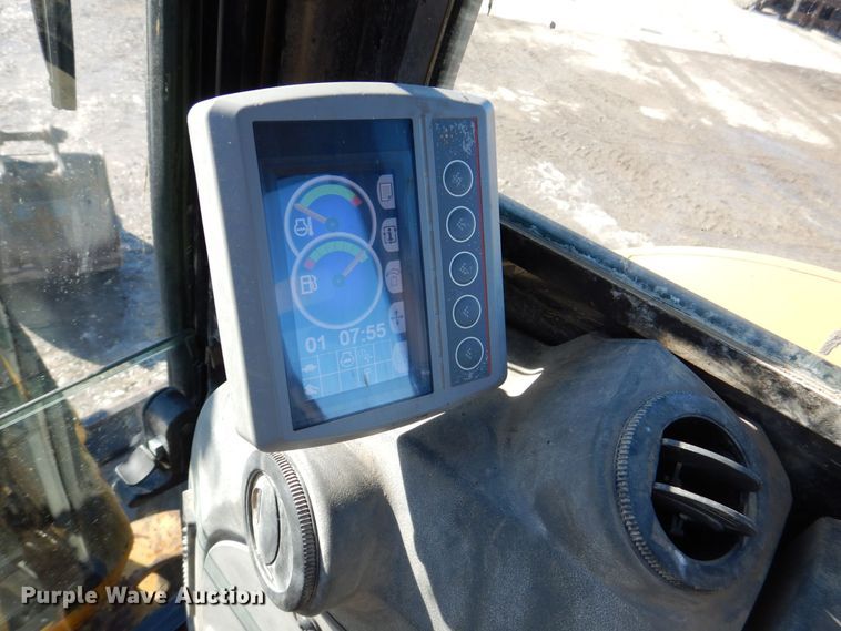 image for item DK5057 2016 Caterpillar 304E2 CR  mini excavator