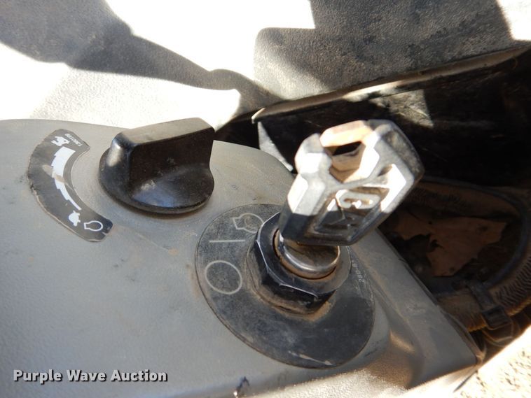 image for item DK5057 2016 Caterpillar 304E2 CR  mini excavator