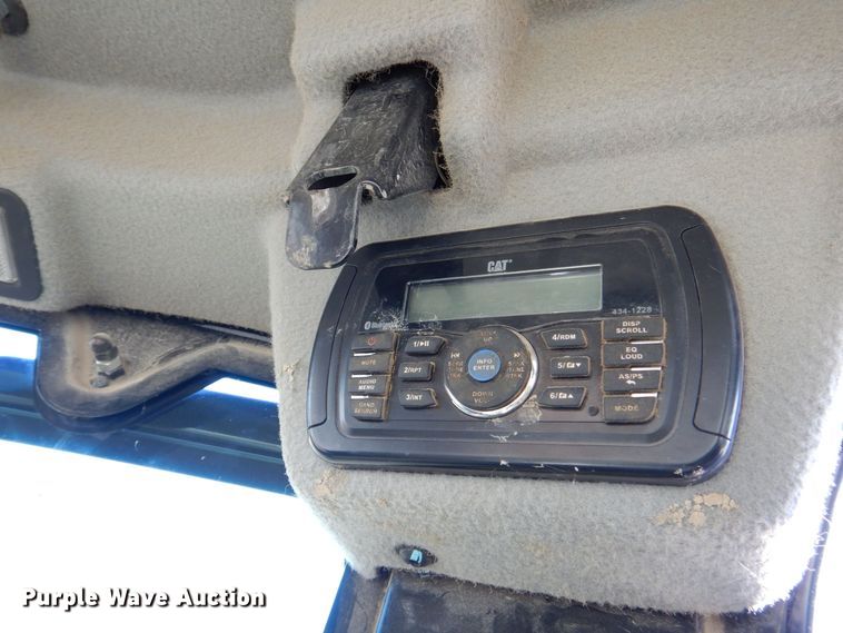 image for item DK5057 2016 Caterpillar 304E2 CR  mini excavator