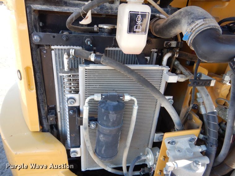 image for item DK5057 2016 Caterpillar 304E2 CR  mini excavator