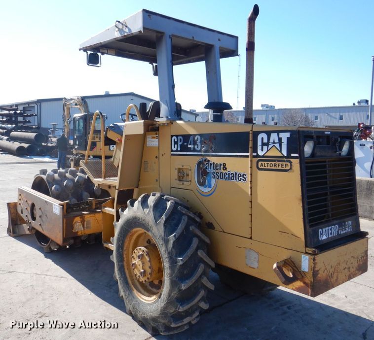 image for item DK5058 1999 Caterpillar CP433C  single drum vibratory roller