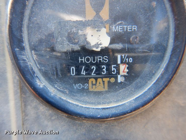 image for item DK5058 1999 Caterpillar CP433C  single drum vibratory roller