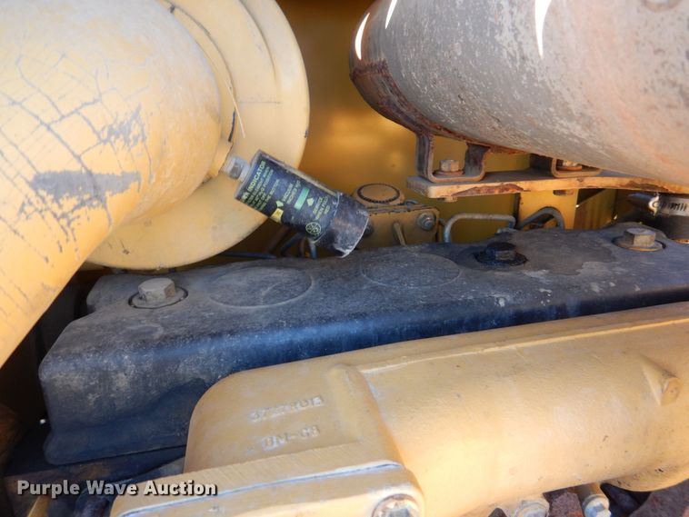 image for item DK5058 1999 Caterpillar CP433C  single drum vibratory roller