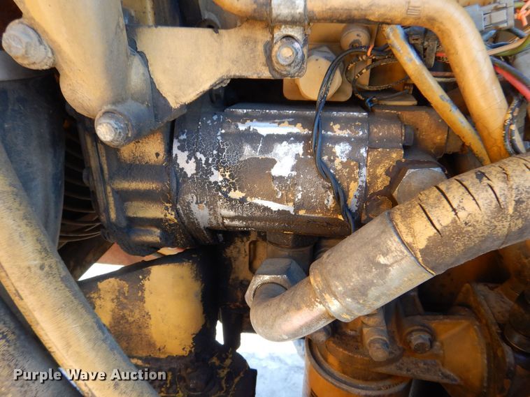 image for item DK5058 1999 Caterpillar CP433C  single drum vibratory roller