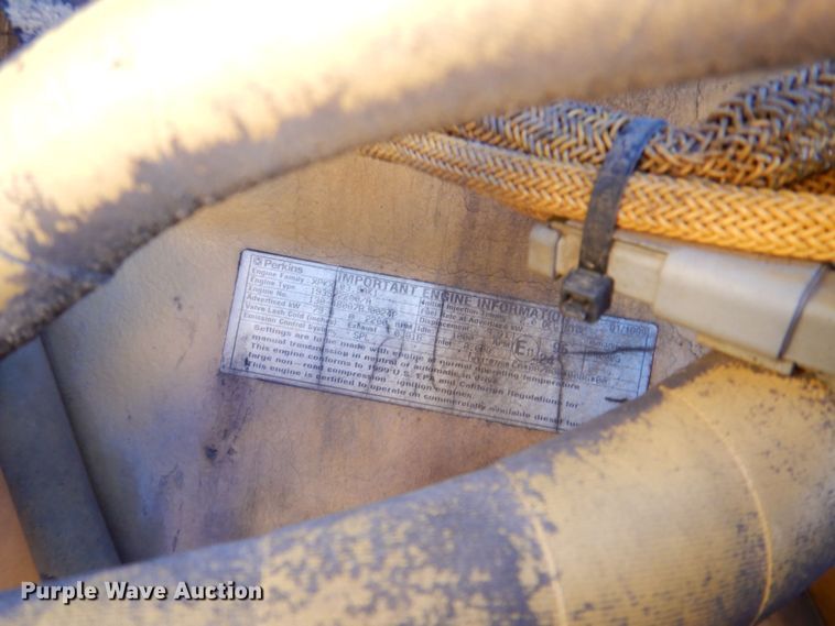 image for item DK5058 1999 Caterpillar CP433C  single drum vibratory roller