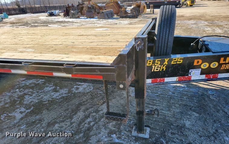 image for item DK5061 2018 Doolittle  flatbed trailer