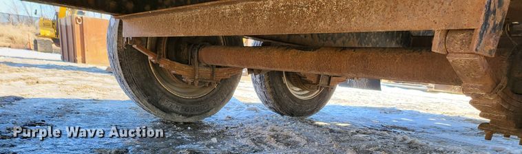 image for item DK5061 2018 Doolittle  flatbed trailer