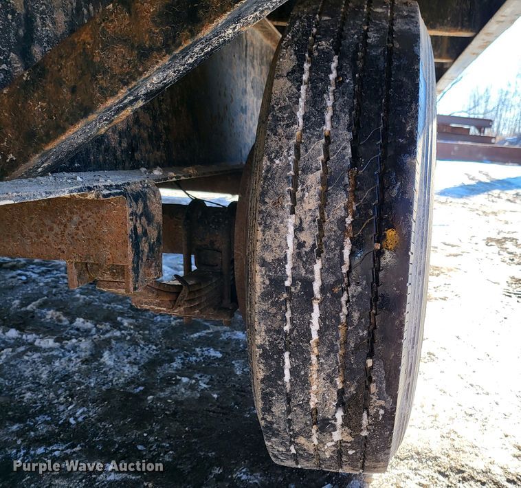 image for item DK5061 2018 Doolittle  flatbed trailer