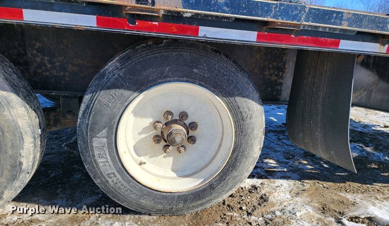 image for item DK5061 2018 Doolittle  flatbed trailer