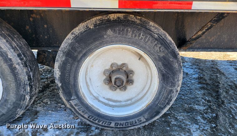 image for item DK5061 2018 Doolittle  flatbed trailer