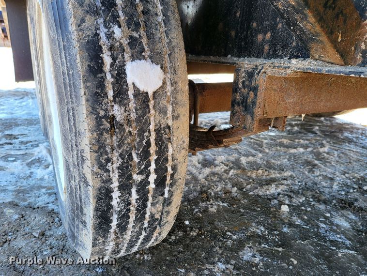 image for item DK5061 2018 Doolittle  flatbed trailer