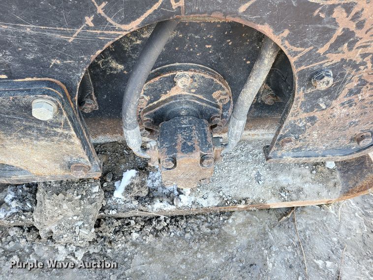 image for item DK5064 Caterpillar CVP75  excavator plate compactor