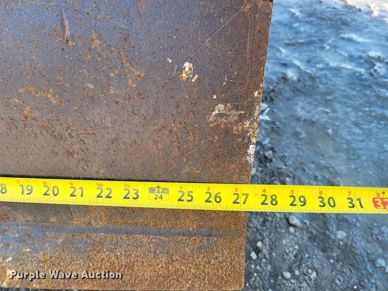 image for item DK5064 Caterpillar CVP75  excavator plate compactor