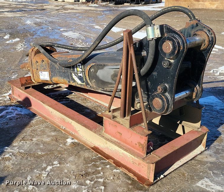 image for item DK5065 Caterpillar H120CS  breaker