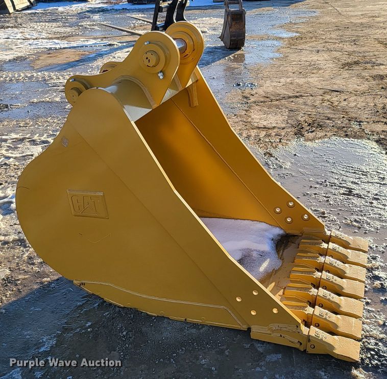 image for item DK5066 Caterpillar  36" W excavator bucket