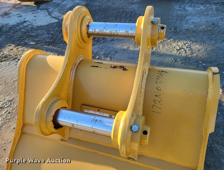 image for item DK5066 Caterpillar  36" W excavator bucket
