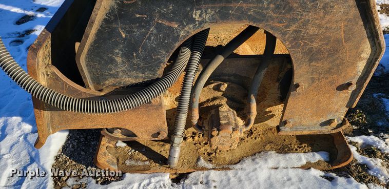 image for item DK5068 Excavator plate compactor