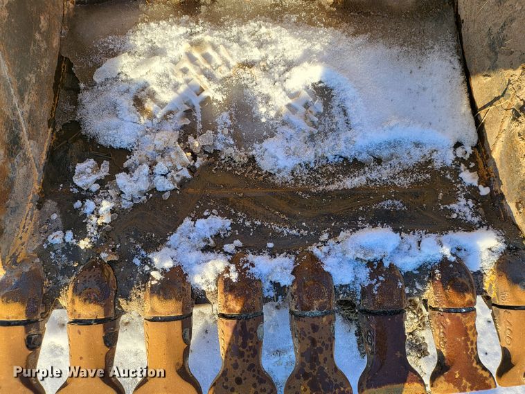 image for item DK5069 CP  35" W excavator bucket