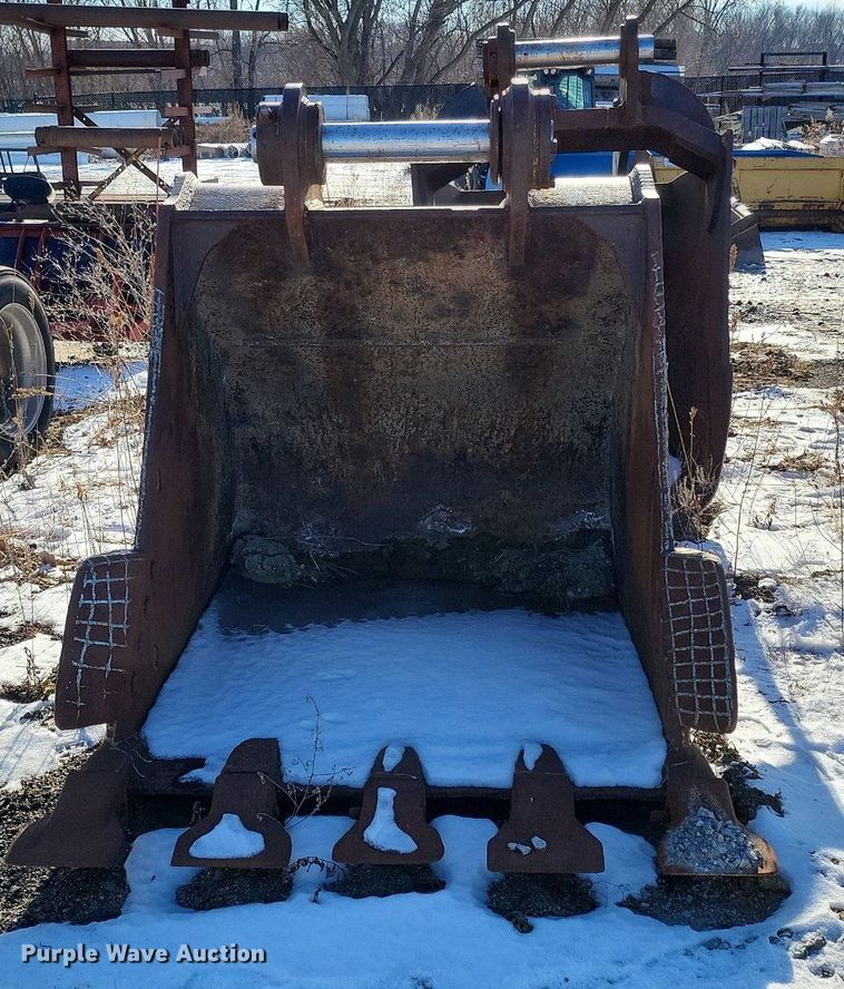 image for item DK5070 Caterpillar  56" W excavator bucket