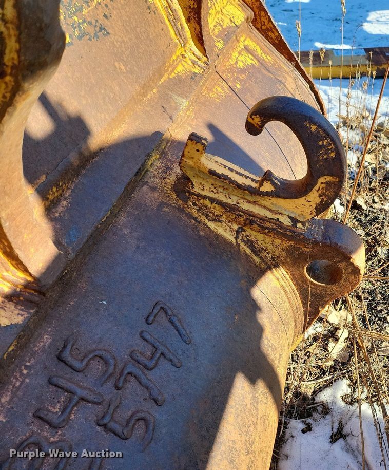 image for item DK5070 Caterpillar  56" W excavator bucket