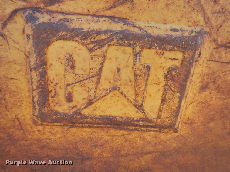 image for item DK5071 Caterpillar  30" W excavator bucket