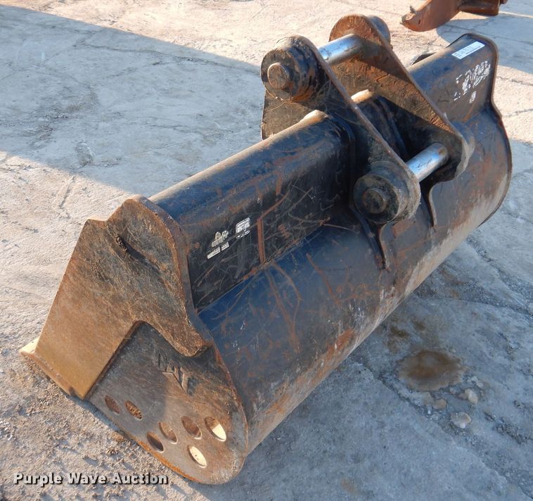 image for item DK5073 (2) Caterpillar excavator buckets