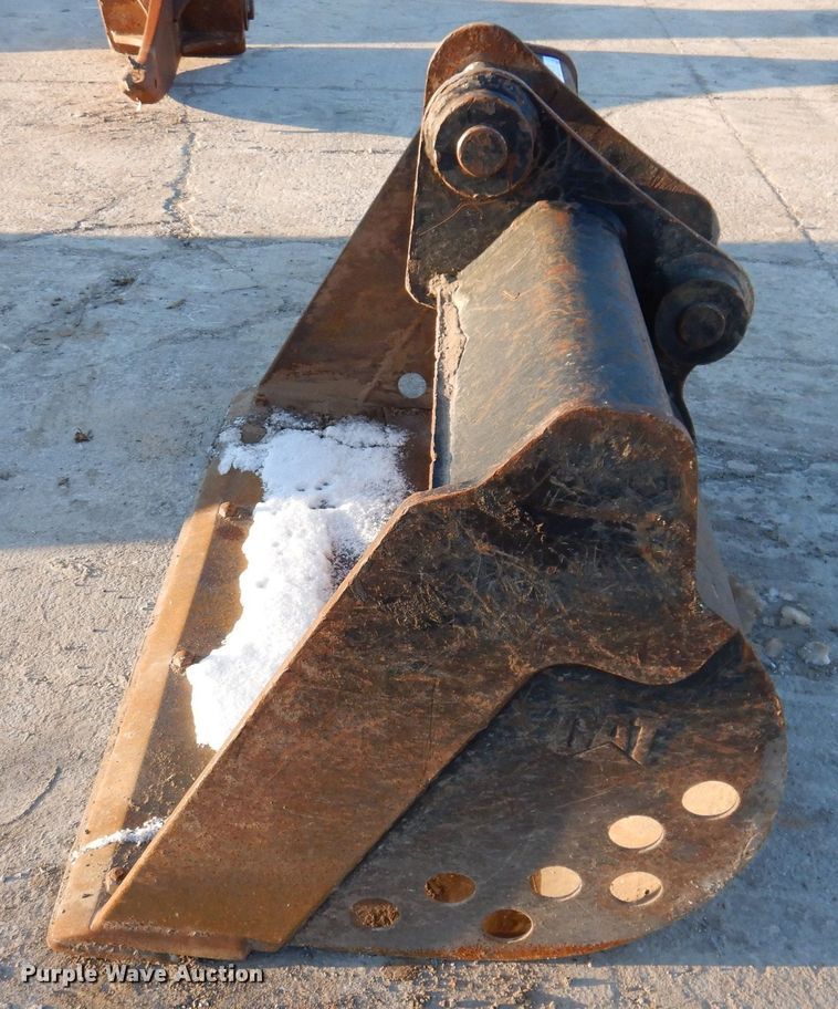 image for item DK5073 (2) Caterpillar excavator buckets