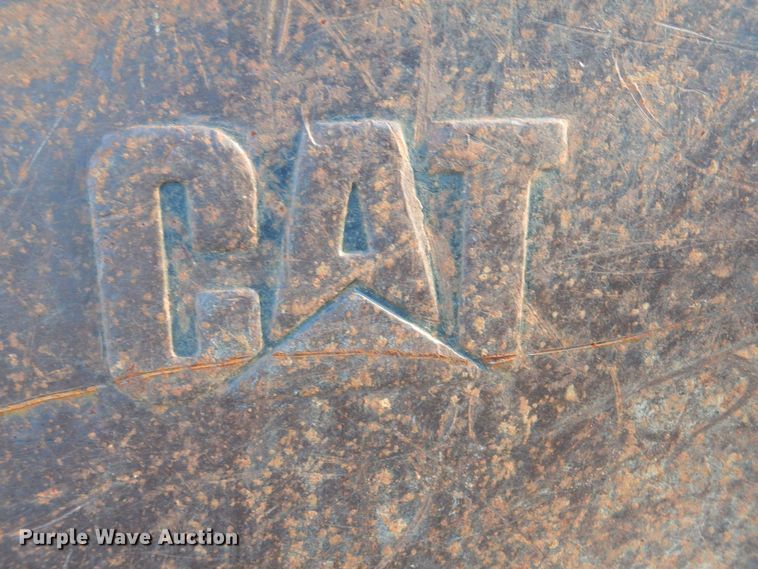 image for item DK5073 (2) Caterpillar excavator buckets