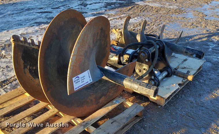 image for item DK5075 Caterpillar A26B  auger