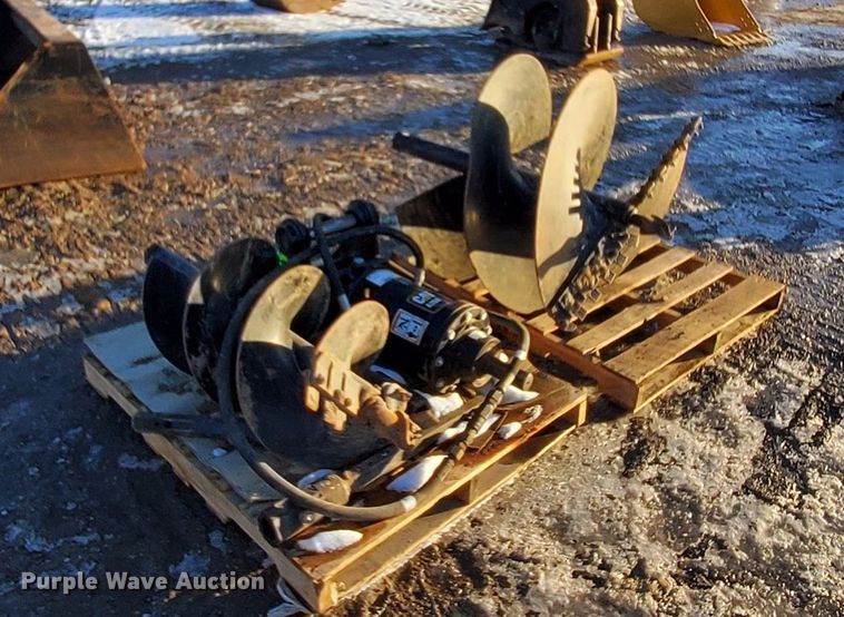 image for item DK5075 Caterpillar A26B  auger