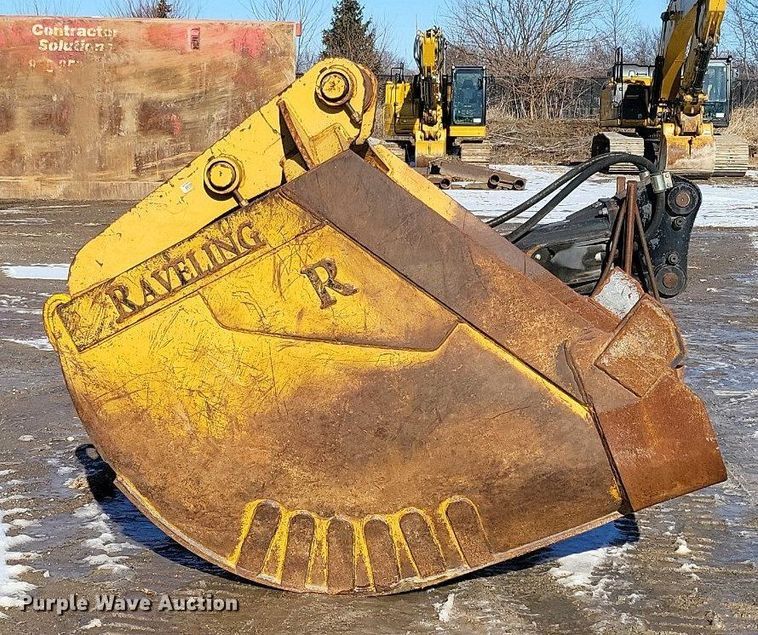 image for item DK5077 Raveling  36" W excavator sand bucket