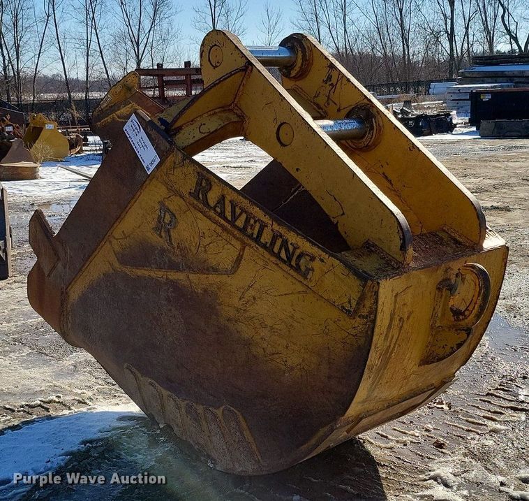 image for item DK5077 Raveling  36" W excavator sand bucket