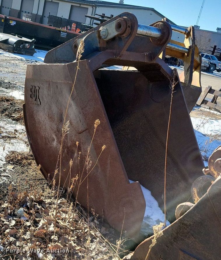 image for item DK5079 EBI  42" W excavator sand bucket