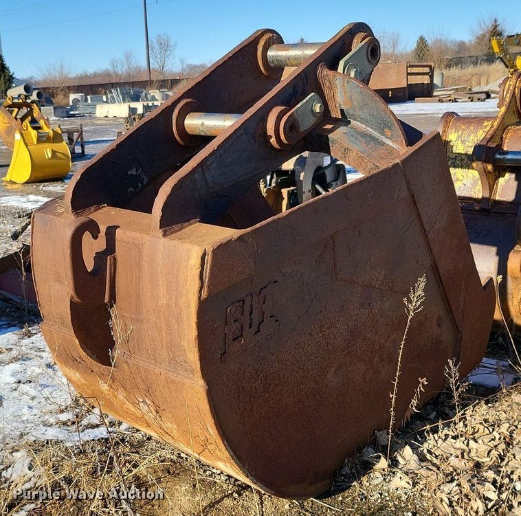 image for item DK5079 EBI  42" W excavator sand bucket