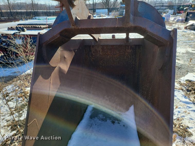 image for item DK5079 EBI  42" W excavator sand bucket