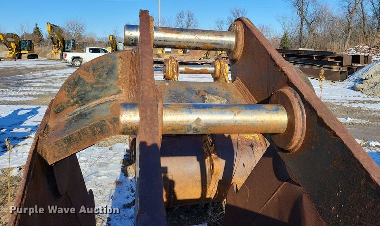 image for item DK5079 EBI  42" W excavator sand bucket