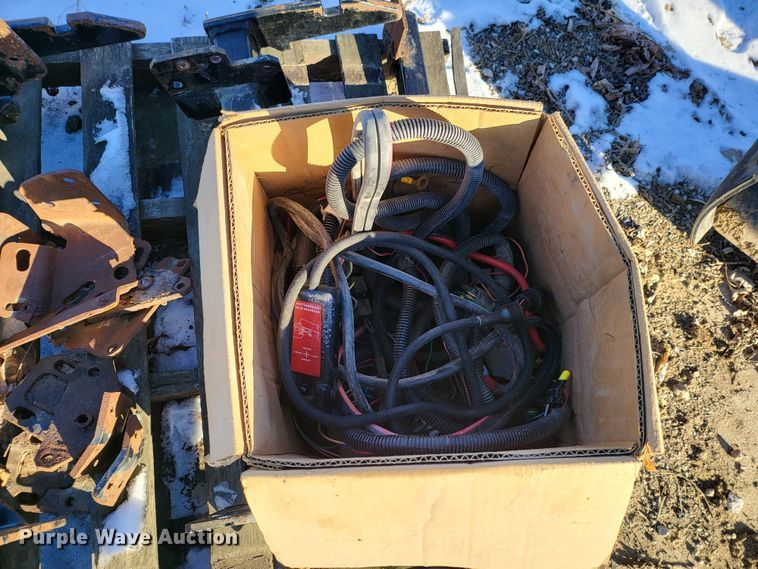 image for item DK5080 Hinker  96" W snow blow