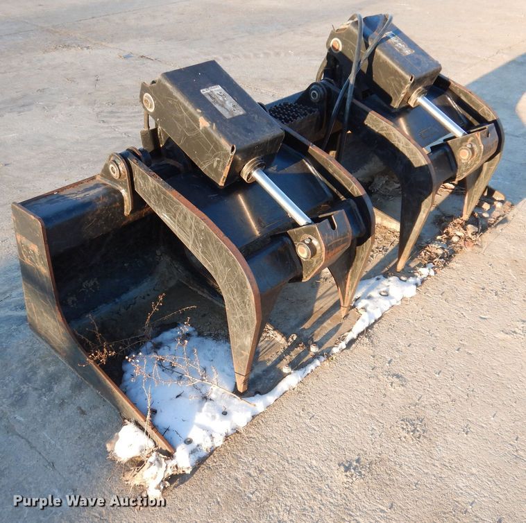 image for item DK5084 Caterpillar 157-7225 skid steer bucket