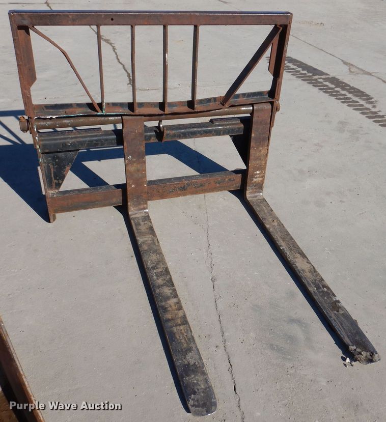 image for item DK5087 2019 John Deere 333G  tracked skid steer loader