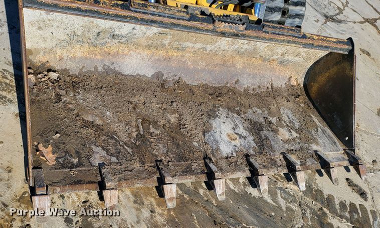 image for item DK5088 2019 John Deere 333G  tracked skid steer loader