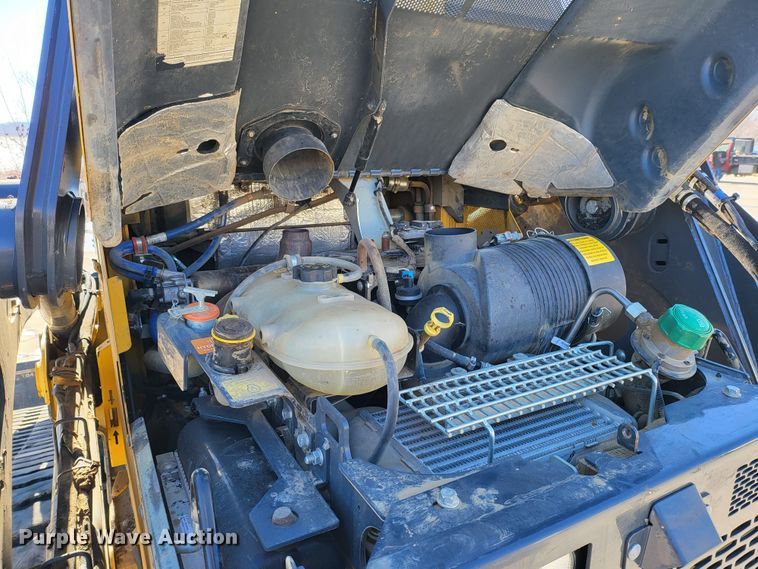 image for item DK5088 2019 John Deere 333G  tracked skid steer loader