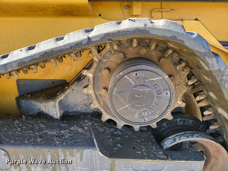 image for item DK5088 2019 John Deere 333G  tracked skid steer loader