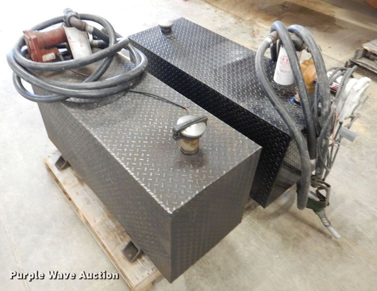 image for item DK5090 (2) auxiliary fuel tanks