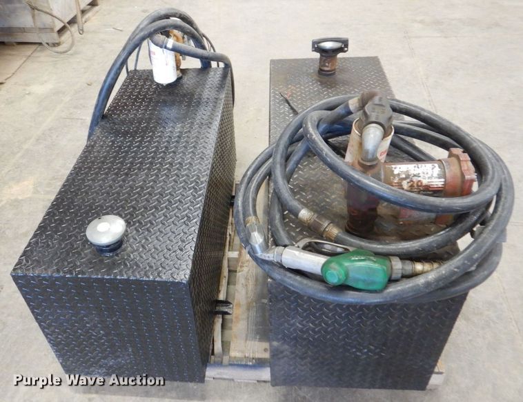 image for item DK5090 (2) auxiliary fuel tanks